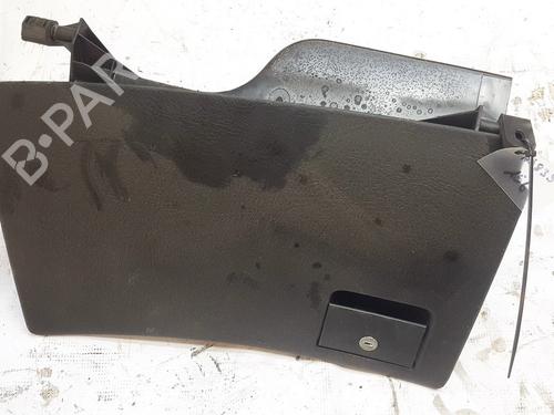 Used Glove box Glove box AUDI 80 B3 Saloon (893, 894, 8A2) 1.8 S (90 hp) 35878943 35878943