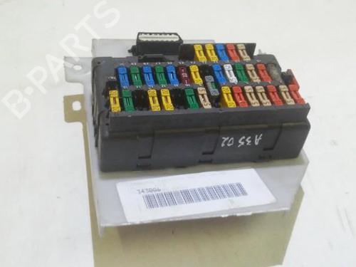 Used Fuse box Fuse box 33490589 33490589
