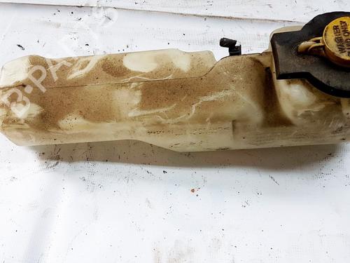 windscreen-washer-tank-chrysler-pt-cruiser-pt_-2000-2001-2002-2003-2004-2005-2006-2007-2008-2009-2010-35883802 main image