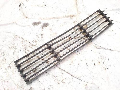 Used Grille Grille 35275738 35275738