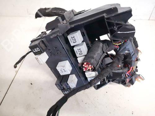 fuse-box-vw-golf-v-1k1-2003-2004-2005-2006-2007-2008-2009-2010-32932048 main image