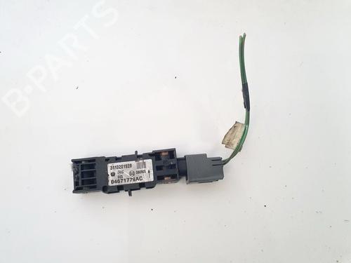 Used Electronic module Electronic module CHRYSLER 300C Touring (LX, LE) 3.0 CRD (218 hp) 32883703 32883703