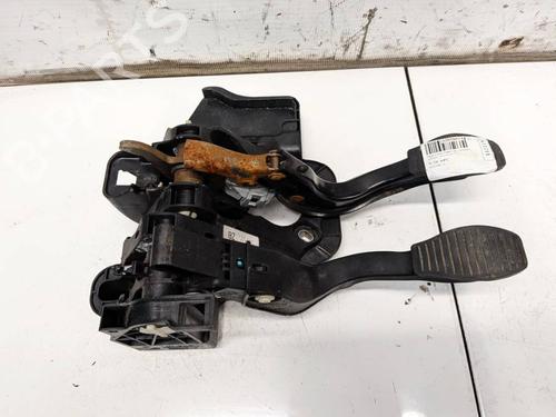 Used Pedal Pedal 34757207 34757207