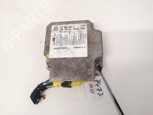 ecu-airbags-skoda-superb-i-3u4-2001-2002-2003-2004-2005-2006-2007-2008-32893023 main image