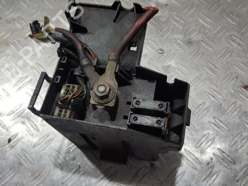 Used Fuse box Fuse box 33483315 33483315