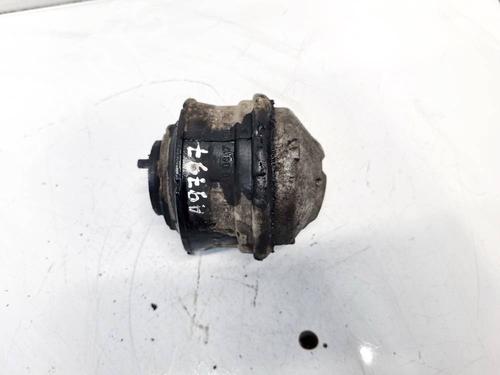 Used Engine mount Engine mount MERCEDES-BENZ C-CLASS (W202) C 220 CDI (202.133) (125 hp) 32599966 32599966