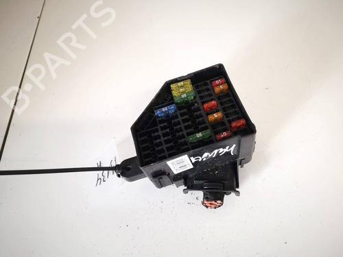 Used Fuse box VW PASSAT B6 (3C2) 1.9 TDI (105 hp) 32965488