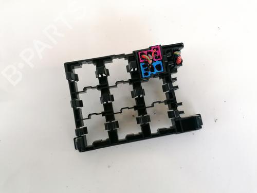 Fuse box VW TOURAN (1T1, 1T2) 2.0 TDI | BP32881112E1 - Image 2