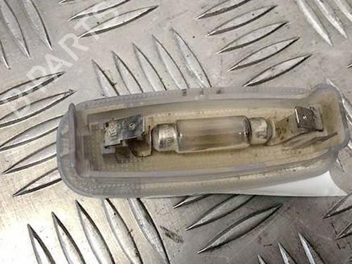 Luz interior Luz interior MERCEDES-BENZ E-CLASS (W210) E 290 Turbo-D (210.017) (129 hp) 35680579 35680579