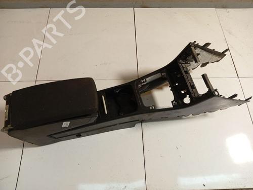Used Armrest / Center console Armrest / Center console 34853865 34853865