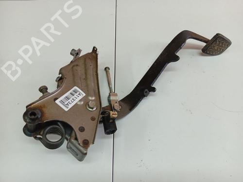 Pedal Pedal TOYOTA AVENSIS (_T25_) 2.2 D-4D (ADT251_, ADT251R) (150 hp) 36686240 36686240
