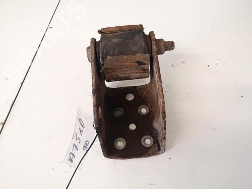 Used Engine mount Engine mount CHRYSLER VOYAGER / GRAND VOYAGER III (GS_, NS_) 2.5 TD (116 hp) 32888393 32888393