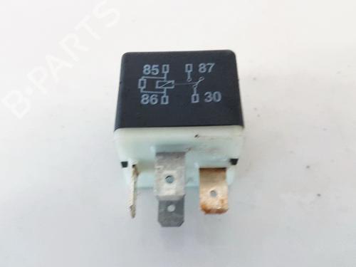 other-audi-a4-b5-8d2-1994-1995-1996-1997-1998-1999-2000-2001-33068172 main image