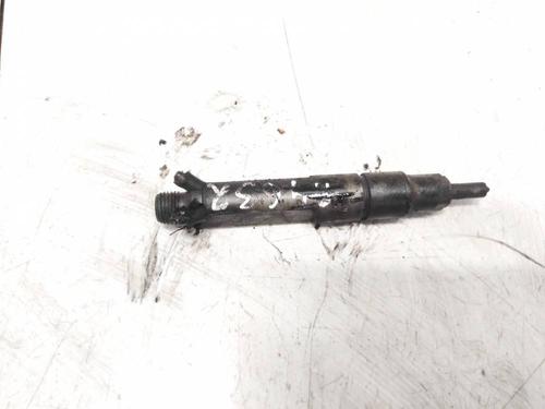 injector-audi-80-b4-saloon-8c2-1991-1992-1993-1994-1995-35286520 main image