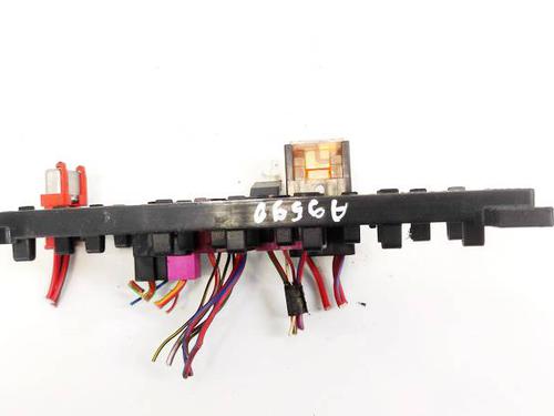 Used Fuse box AUDI A6 C5 (4B2, 4B4) 1.9 TDI (130 hp) 32960388
