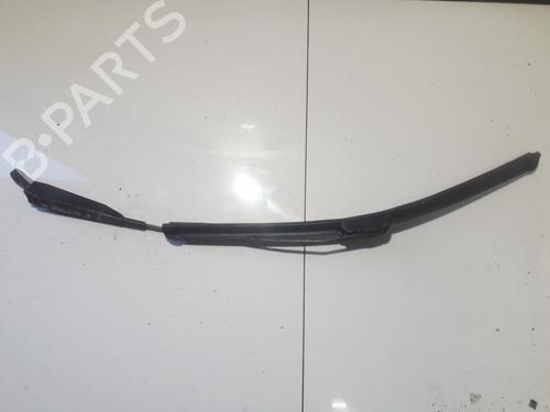 front-windshield-wiper-arm-renault-kangoo-kc01_-1997-33101088 main image