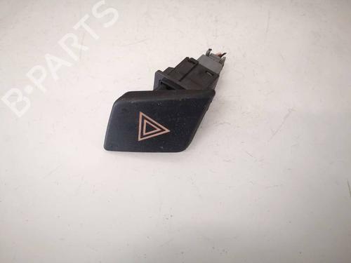 Used Warning switch Warning switch TOYOTA YARIS (_P9_) 1.4 D-4D (NLP90_, NLP90R) (90 hp) 34796693 34796693