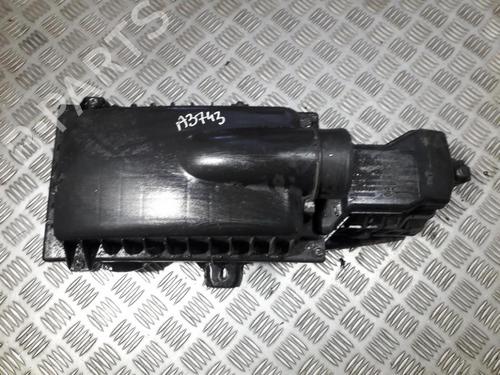 Used Air filter box Air filter box RENAULT LAGUNA I (B56_, 556_) 2.2 D (B56F/2) (83 hp) 35707544 35707544