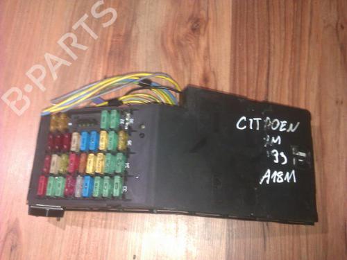 Used Fuse box Fuse box CITROËN XM (Y3) 2.1 D 12V (82 hp) 33495696 33495696