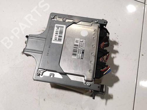 Used Engine control unit (ECU) Engine control unit (ECU) TOYOTA YARIS (_P1_) 1.4 D-4D (NLP10_, NLP10R) (75 hp) 38975322 38975322