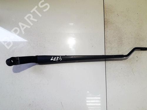 Used Front windshield wiper arm Front windshield wiper arm 33517248 33517248