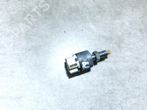 Used Electronic module Electronic module LEXUS IS II (_E2_) 220d (ALE20) (177 hp) 35639502 35639502