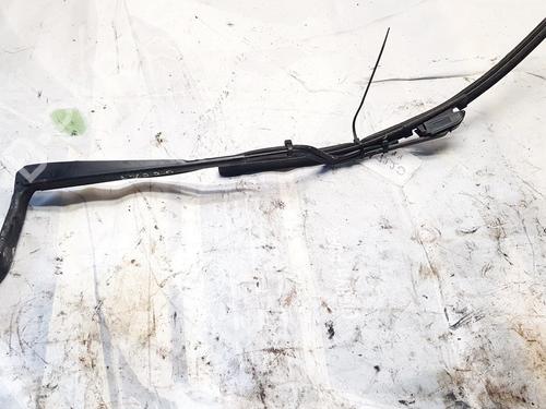 Used Front windshield wiper arm Front windshield wiper arm RENAULT MASTER II Bus (JD) 2.8 dTI (JD0B, JD0F, JD1B, JD1F) (114 hp) 32881913 32881913