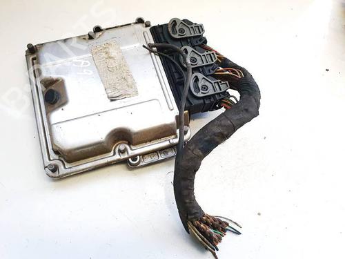 Used Engine control unit (ECU) Engine control unit (ECU) RENAULT SCÉNIC I MPV (JA0/1_, FA0_) 1.9 dTi (JA0N) (98 hp) 32616573 32616573