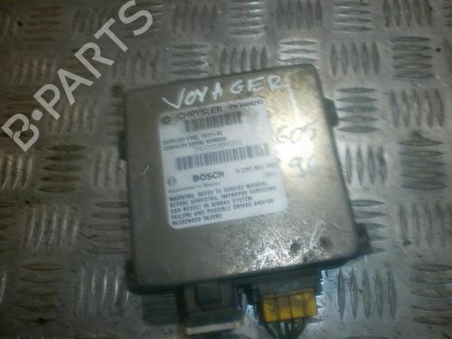 Used ECU airbags ECU airbags CHRYSLER VOYAGER / GRAND VOYAGER III (GS_, NS_) 2.5 TD (116 hp) 33481354 33481354