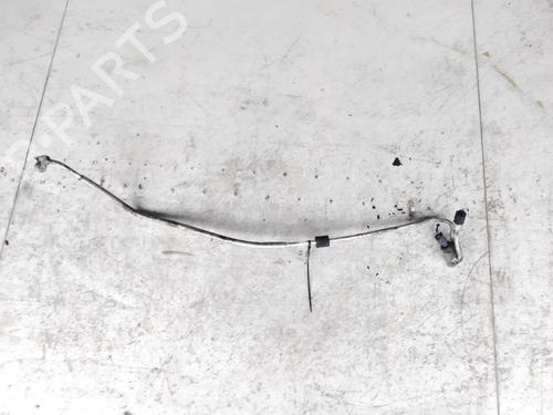 Used AC pipe AC pipe MERCEDES-BENZ C-CLASS (W203) C 180 Kompressor (203.046) (143 hp) 33083704 33083704