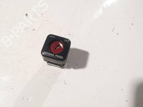 Used Switch Switch PEUGEOT 206 Hatchback (2A/C) 1.6 16V (109 hp) 32567921 32567921