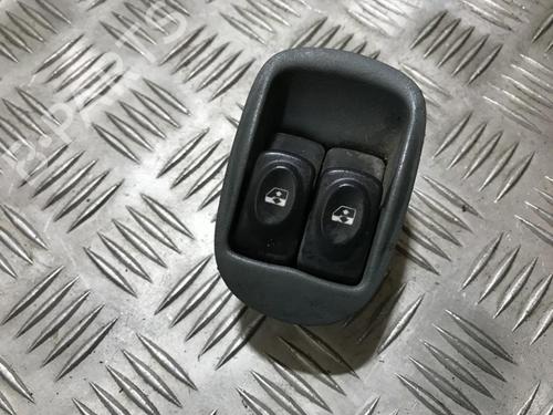 Used Switch Switch RENAULT MEGANE Scenic (JA0/1_) 1.6 e (JA0F) (90 hp) 33497270 33497270