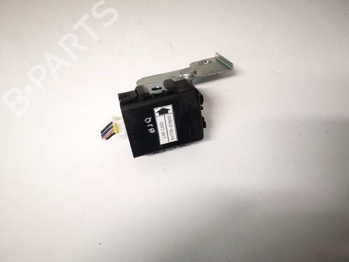 Used Electronic module Electronic module HYUNDAI SANTA FÉ II (CM) 2.2 CRDi GLS (150 hp) 32938361 32938361