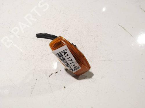 Used Right side indicator Right side indicator 38503993 38503993
