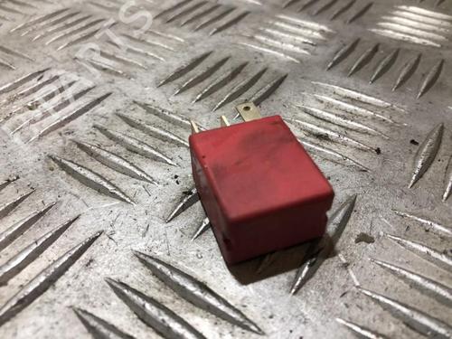 Used Electronic sensor Electronic sensor FIAT PUNTO (188_) 1.2 60 (188.030, .050, .130, .150, .230, .250) (60 hp) 33500153 33500153