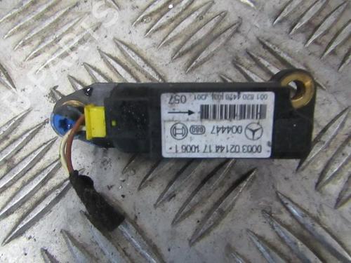 Used Electronic module Electronic module MERCEDES-BENZ C-CLASS T-Model (S203) C 240 (203.261) (170 hp) 33490503 33490503