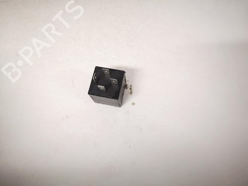 Electronic sensor AUDI 100 C4 Avant (4A5) 2.0 E | BP32890784M84 - Image 2