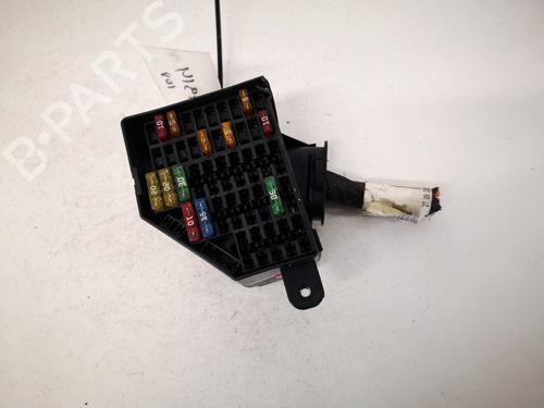 fuse-box-vw-passat-b6-3c2-2005-2006-2007-2008-2009-2010-2011-32901181 main image