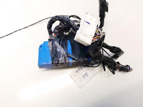 Module électronique MAZDA 3 (BK) 1.6 (BK14) (105 hp) 33107395