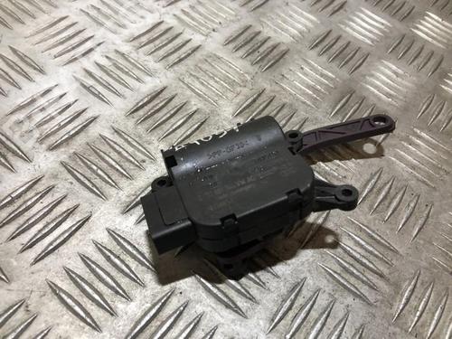 Used Electronic module Electronic module SKODA OCTAVIA II (1Z3) 1.9 TDI (105 hp) 33499418 33499418