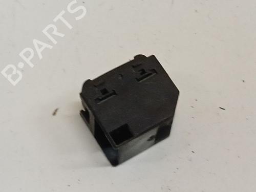 Switch VW GOLF IV (1J1) 1.9 SDI | BP37678041I30 - Image 2