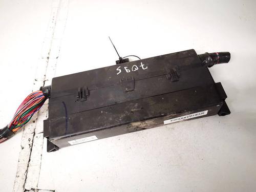 Used Fuse box Fuse box CADILLAC SRX 4.6 AWD (325 hp) 32923229 32923229