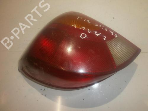 Used Right taillight Right taillight FORD FIESTA III (GFJ) 1.3 (60 hp) 35665672 35665672