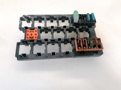 Sicherungskasten für AUDI A6 C4 (4A2) 1.9 TDI (90 hp) 33097266