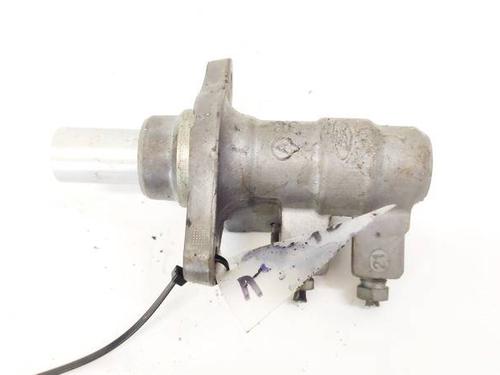 brake-master-cylinder-mazda-2-dy-2003-2004-2005-2006-2007-35216733 main image