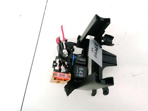 fuse-box-toyota-rav-4-ii-_a2_-2000-2001-2002-2003-2004-2005-32906003 main image