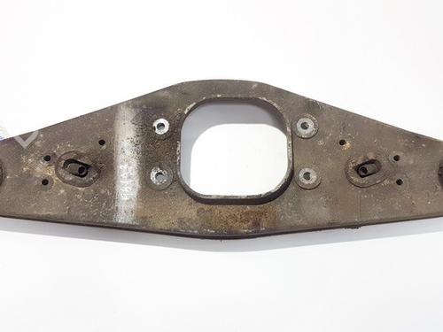 Used Engine mount Engine mount MERCEDES-BENZ E-CLASS (W211) E 220 CDI (211.006) (136 hp) 32877961 32877961