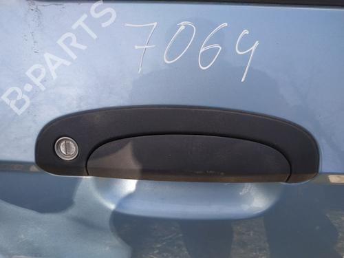 front-right-exterior-door-handle-hyundai-getz-tb-2001-2002-2003-2004-2005-2006-2007-2008-2009-2010-2011-35526335 main image