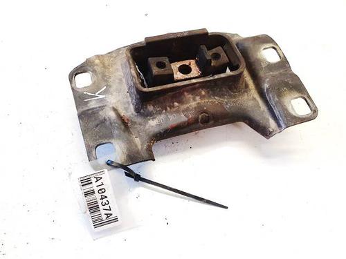 Used Engine mount VOLVO V50 (545) 1.6 D (110 hp) 32568602