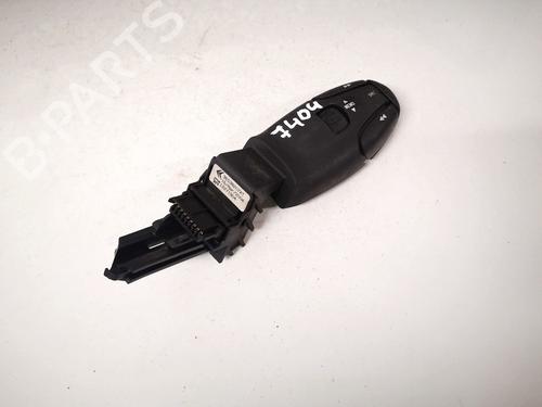 Used Steering wheel controls Steering wheel controls 35472917 35472917